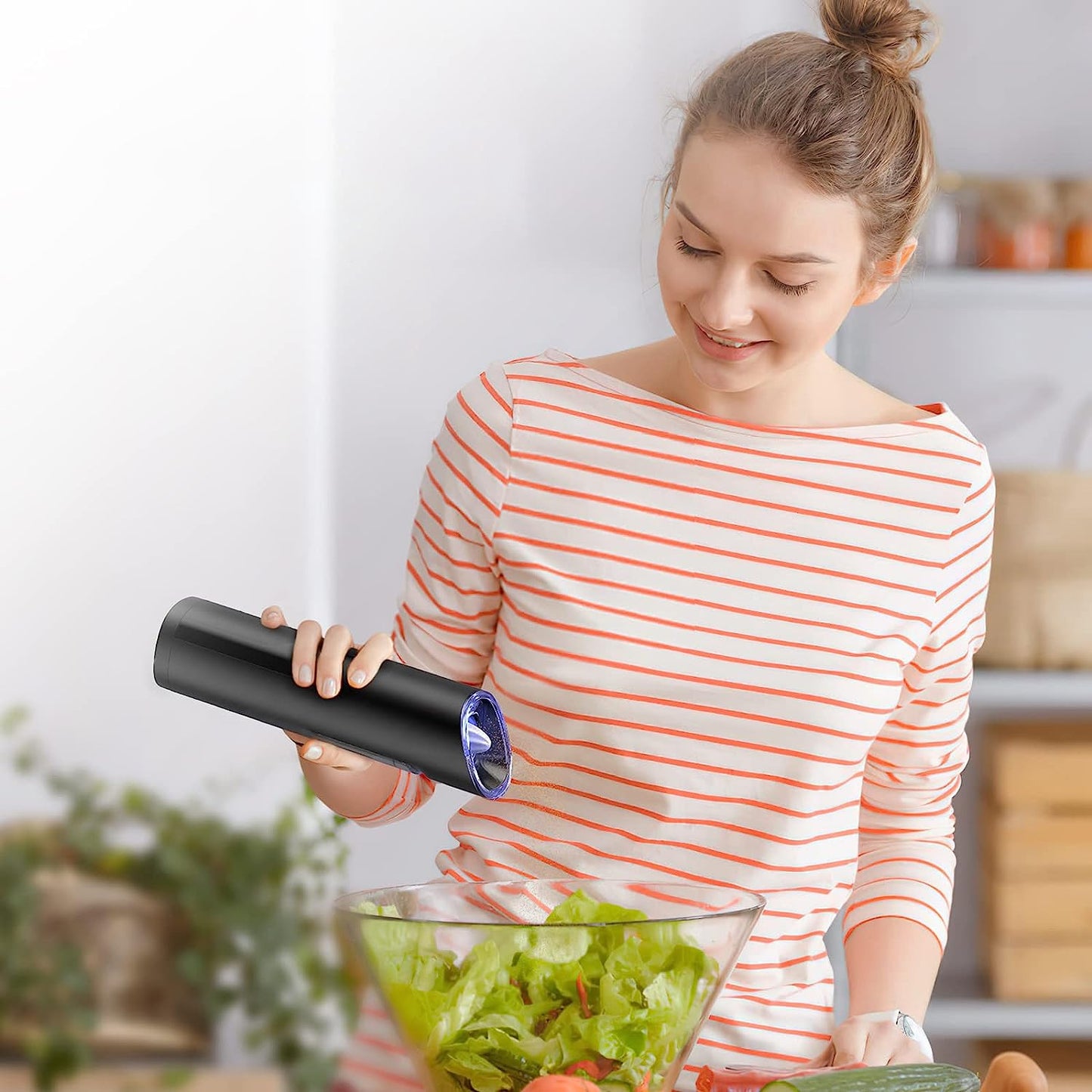 Automatic Gravity Salt & Pepper Grinder – Adjustable Coarseness with LED Light