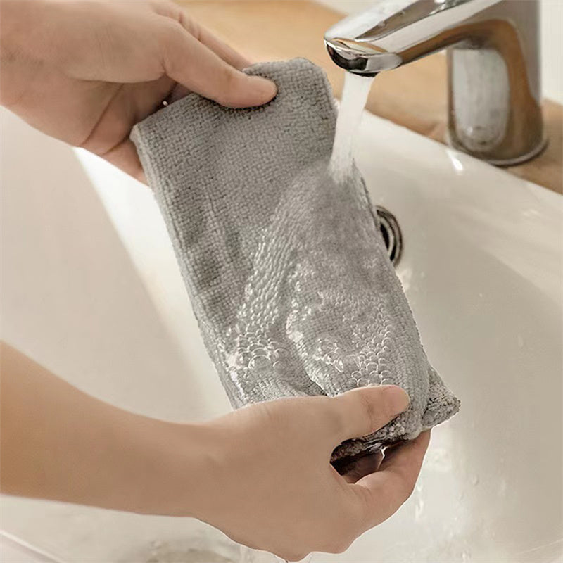 Under Bed Cleaning Duster with Retractable Handle | Myshpol
