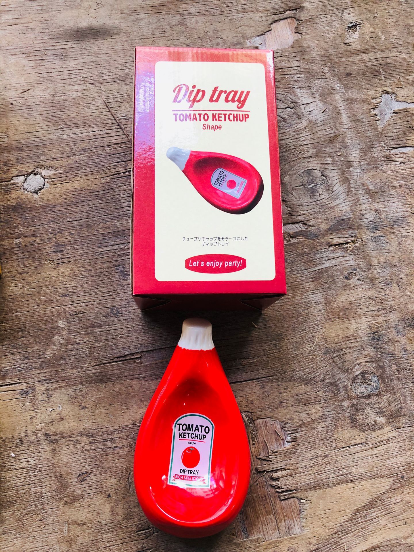 Ketchup bottle shape